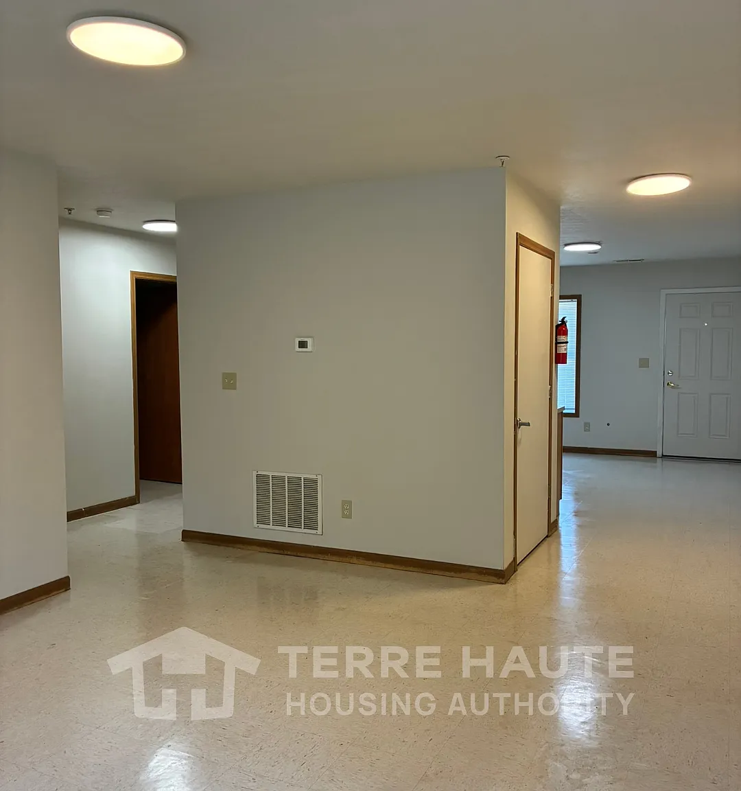 2 bed, $700 — Photo 4