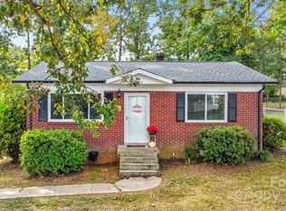 1763 1st Ave NW, Hickory, NC 28601