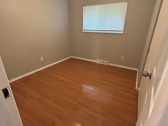 2nd image of 735 Paul Ave