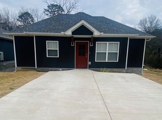 915 Brookside Dr, Little Rock, AR 72227