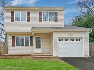 185 Belmar Ave, Oakhurst, NJ 07755