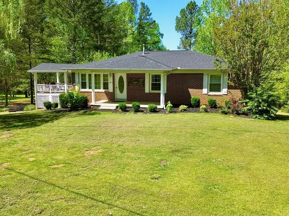 255 McKelvy Rd, Camden, TN 38320