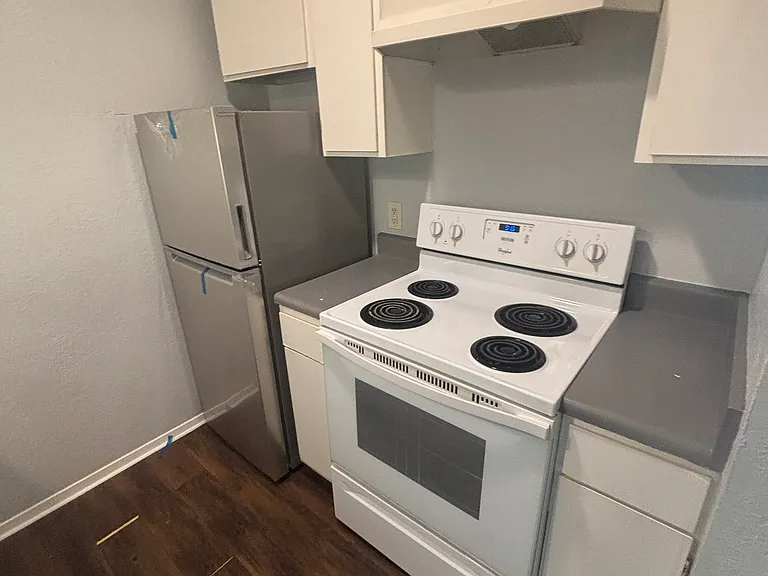 2124 Sanger Ave #104 — Photo 8