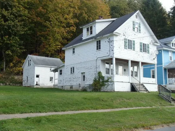 266 Loomis St, Little Falls, NY 13365