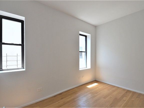 2nd image of 3694 Broadway APT 3F