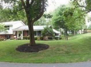 157 W View Dr, Elizabethtown, PA 17022