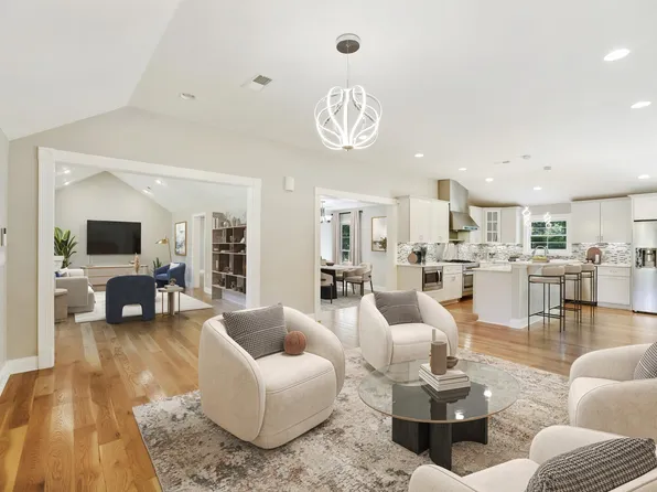 5909 Old Harding Pike, Nashville, TN 37205