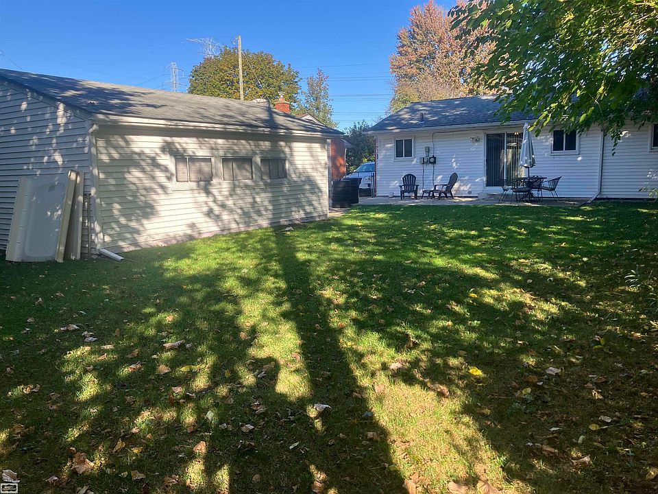 41203 Paign Dr, photo 5