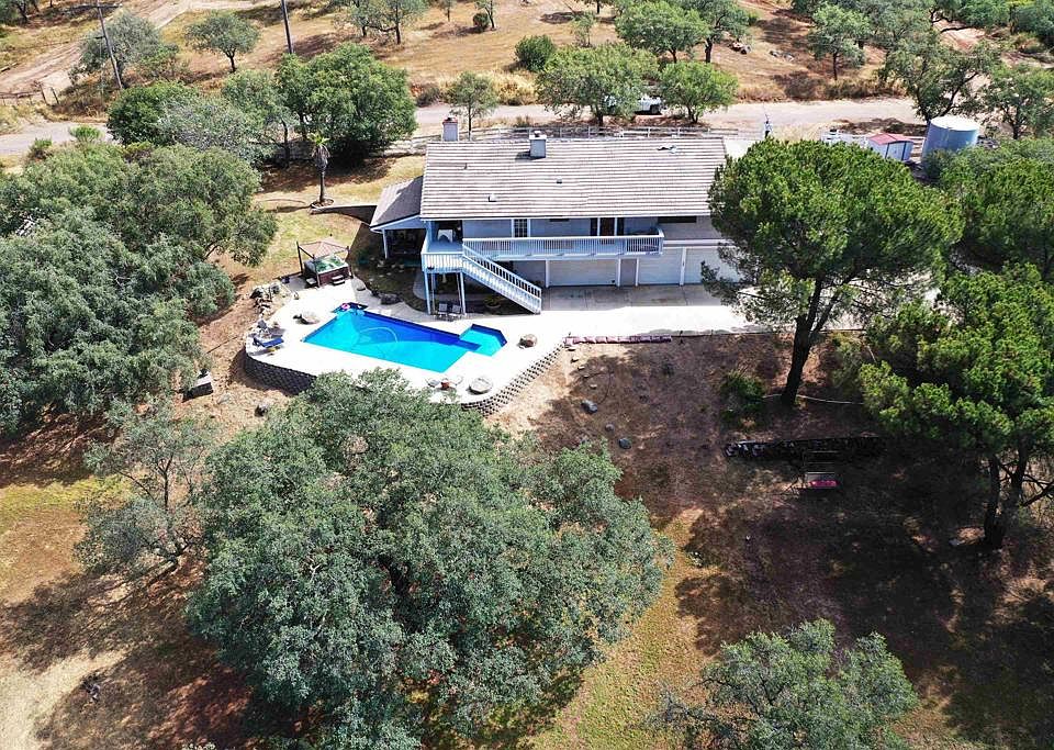 2nd image of 17901 Lyons Valley Rd