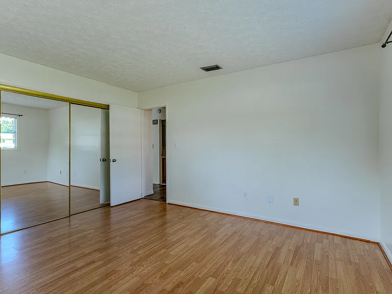 212 Tennessee Ave — Photo 16