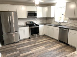 498 Kurtz Mill Rd, Mohnton, PA 19540