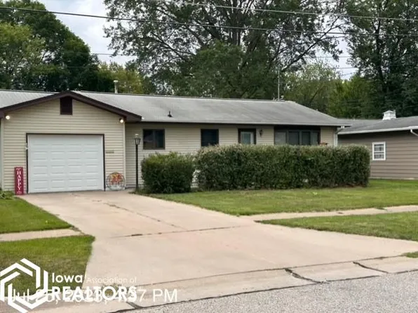 1103 S 8th St, Fairfield, IA 52556