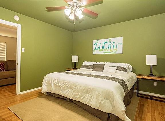 4th image of 2021 Bluebonnet Ln Unit 103