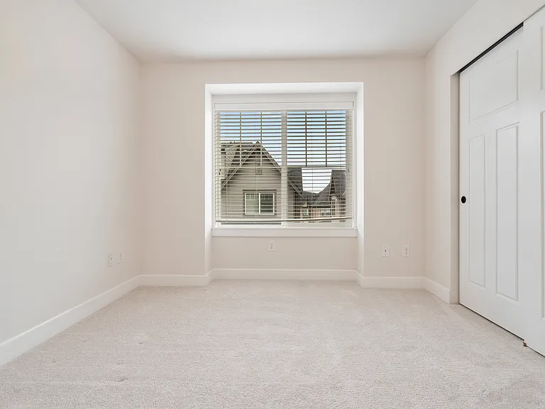 1316 Chelsea Walk NE — Photo 21