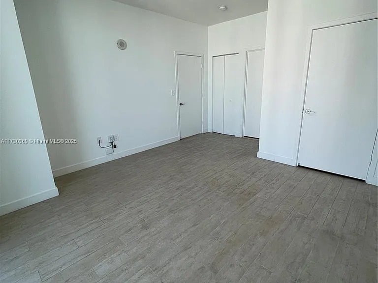1111 SW 1st Ave #3522 — Photo 9