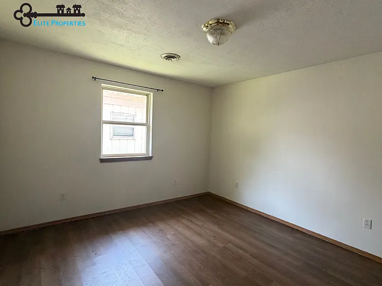 908 Rock Rd #908 — Photo 3