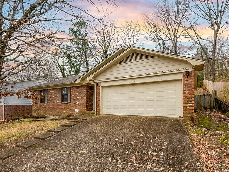 12119 Shawnee Forest Dr — Photo 23
