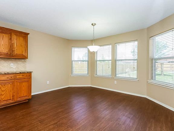 4th image of 7016 Raven Meadow Dr