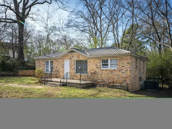 3620 Queenstown Rd, Trussville, AL 35173