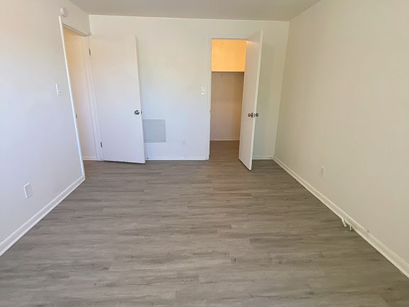 2nd image of 229 S Garfield Ave #9