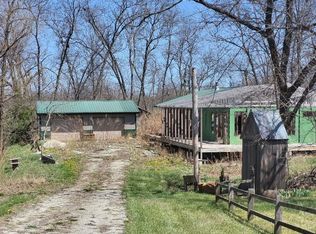 5860 SW Orchard Rd, Clarksdale, MO 64430