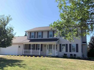 1235 Woodstone Dr, Appleton, WI 54915