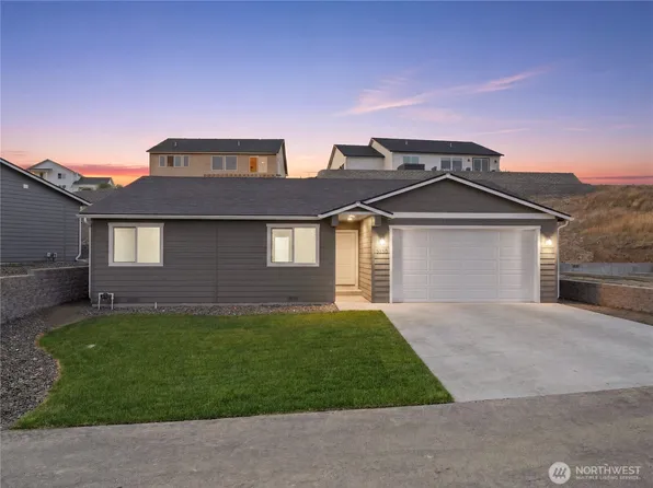 1987 N May Court, East Wenatchee, WA 98802