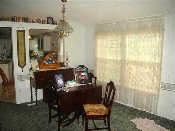 3rd image of 2005 N Ivey Ln