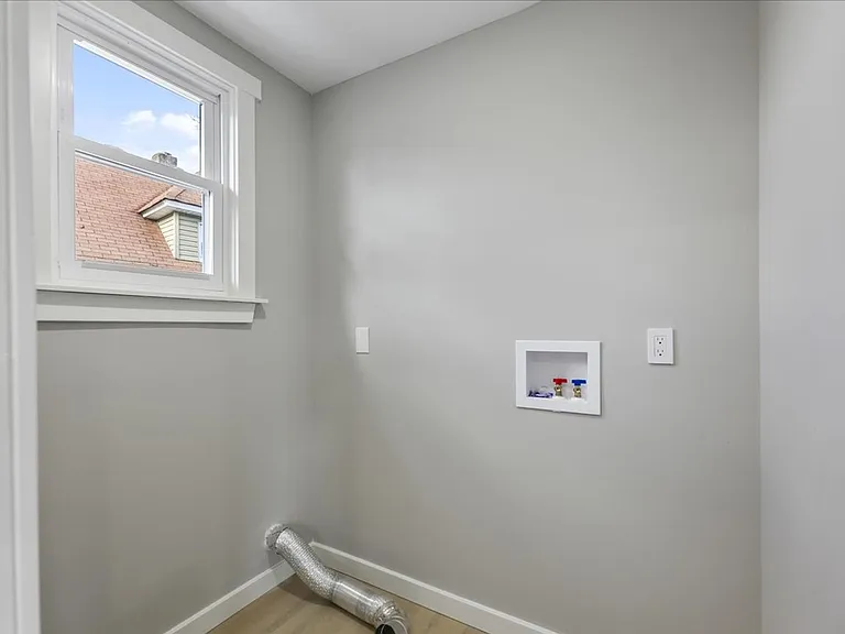 143 Johnston Ave — Photo 19