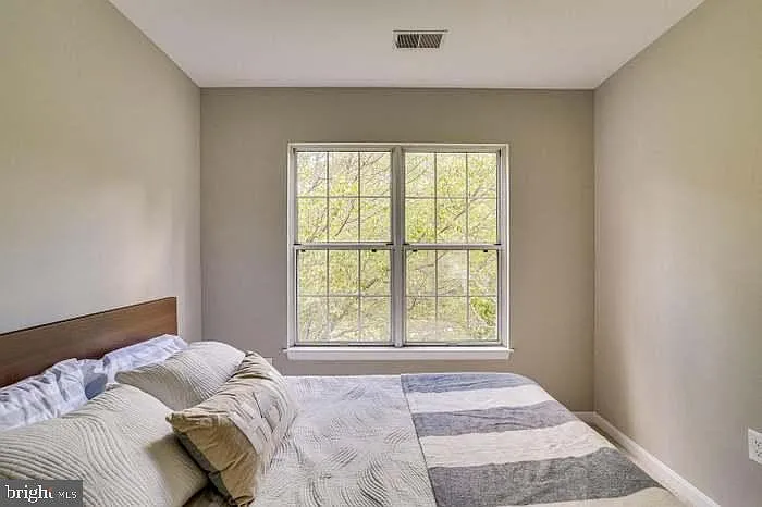 2111 Cambridge Park Ct #6 — Photo 14