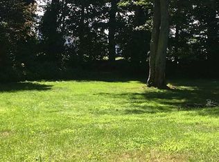 198 Macarthur Blvd, Coventry, RI 02816