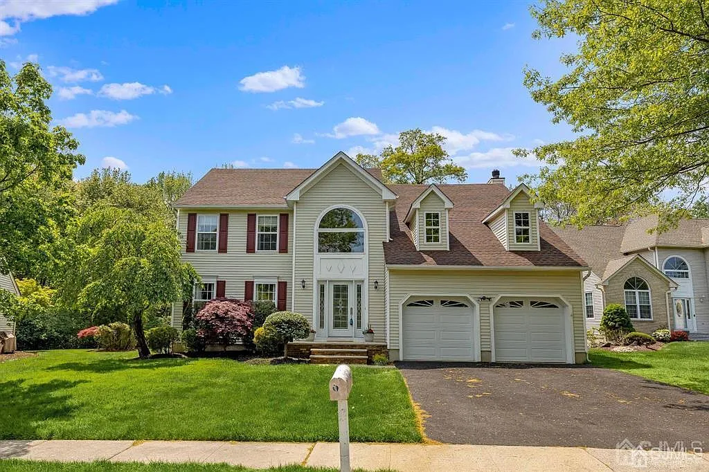 17 Kristen Ct photo 1