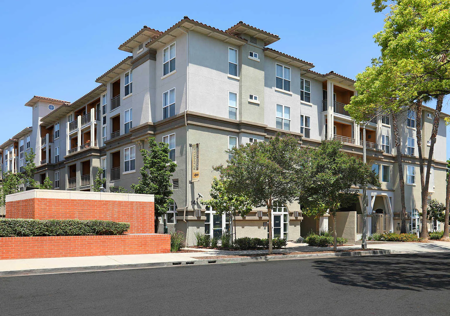 Acappella Pasadena — Photo 3