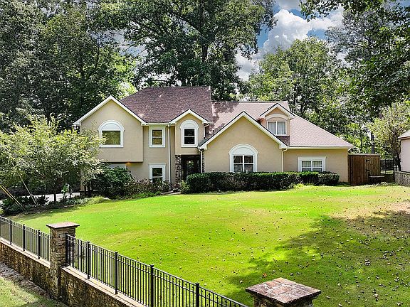 2nd image of 6319 Lakeview Dr