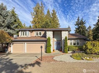 213 Sunset Pl, Sequim, WA 98382