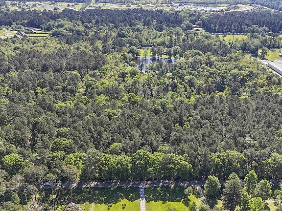 4th image of Avants Rd
