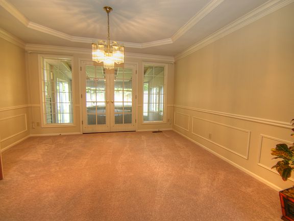 Forma Dining Room