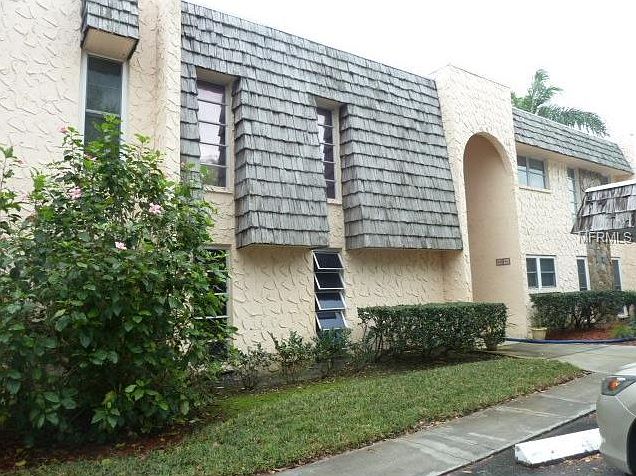1st image of 207 Fernwood Cir