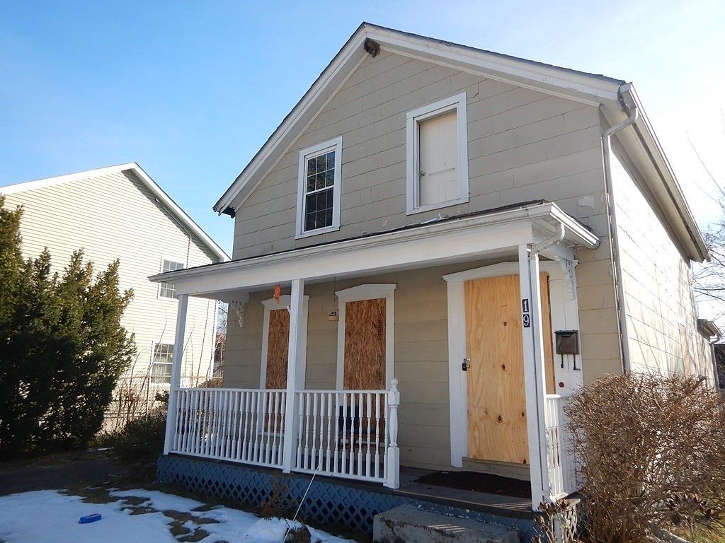 19 Quincy St, Springfield, MA 01109 Zillow