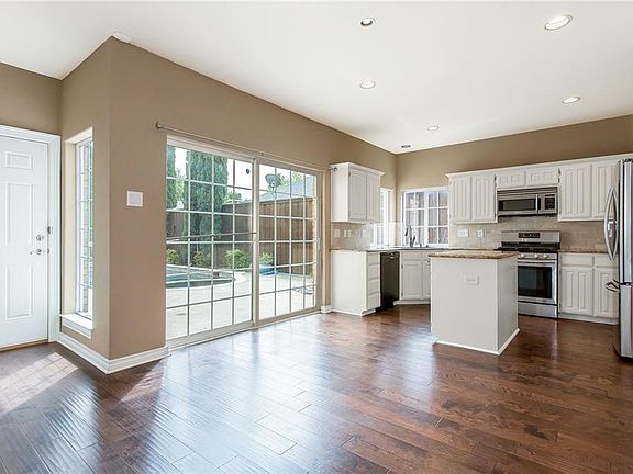 5th image of 6916 Amethyst Ln