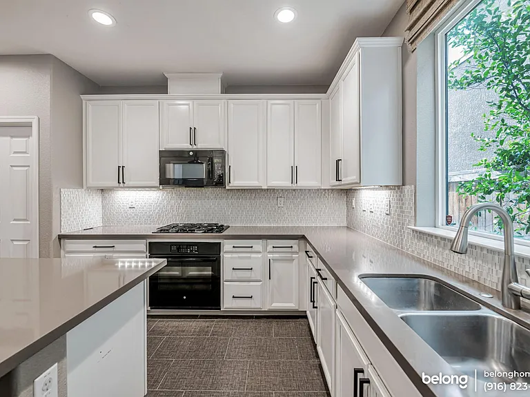 9773 Philta Way — Photo 14
