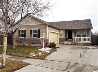 7816 N Saddleback Dr, Eagle Mountain, UT 84005