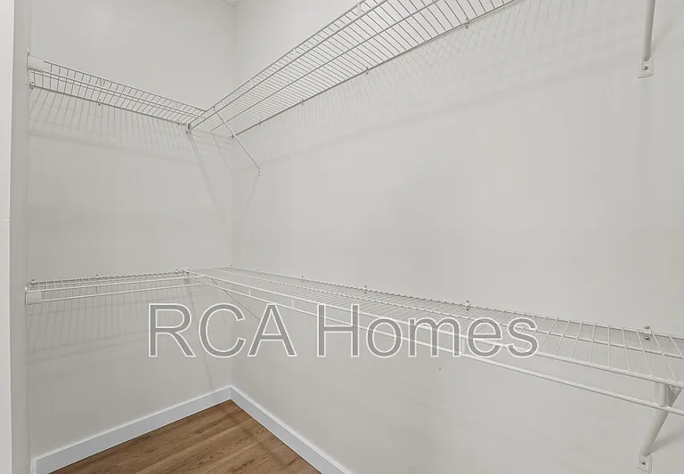 47 S Keystone Ave — Photo 22
