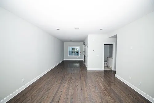 74-76 Essex St #2 Photo 1