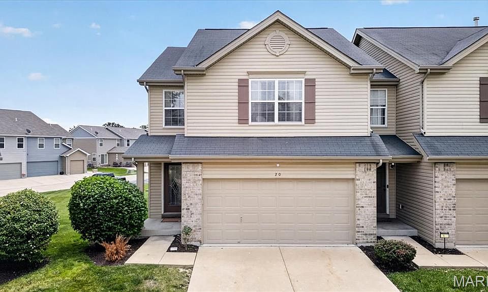 1st image of 20 Country Heights Ct