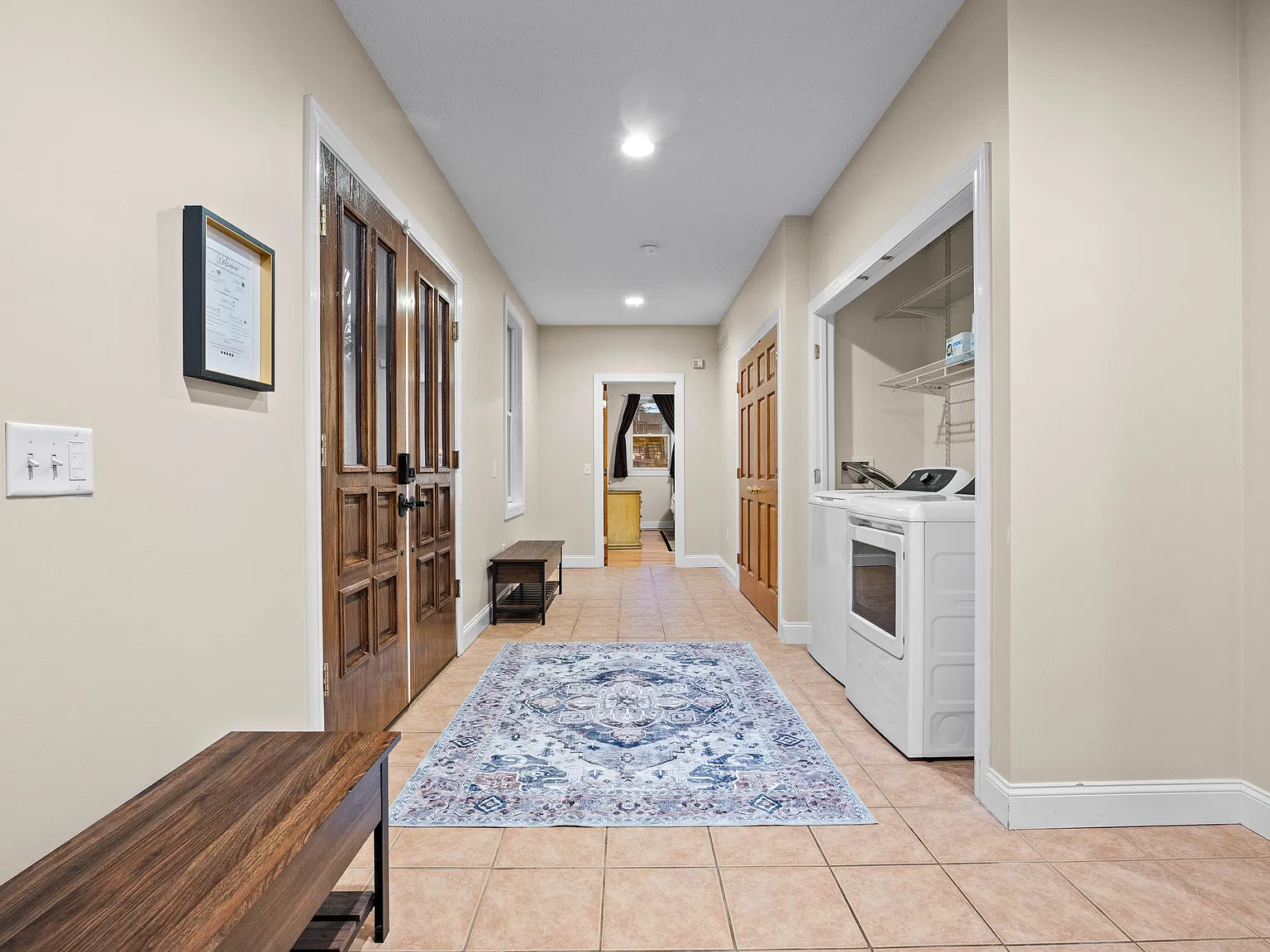 6 bed, 4.5 bath, 5564 sqft, $5,000 — Photo 3