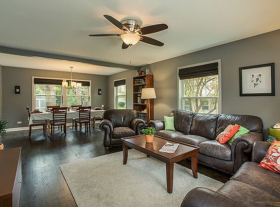 3rd image of 406 Parkway Dr