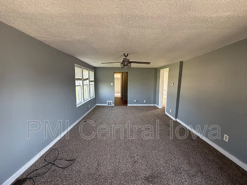 2 bed, 1.0 bath, 795 sqft, $1,100 — Photo 2