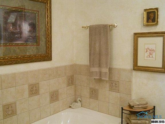 2nd image of 6403 Couples Ln