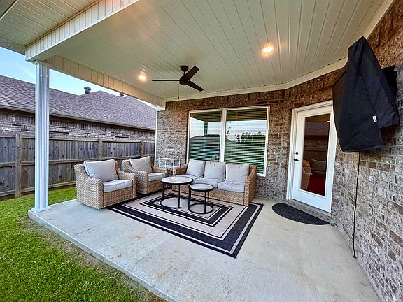 5th image of 2818 Whisker Way